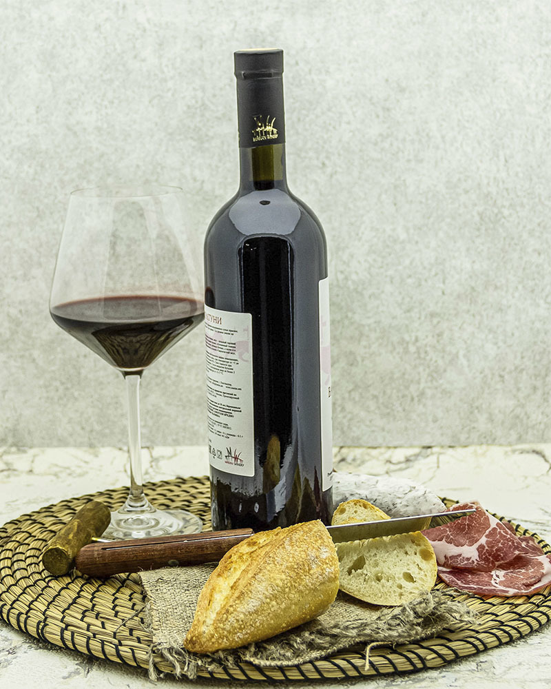 Вино Maran Winery Багратуни Красное Сухое Выдержанное 2012 г.у. 15,0% 0,75 л, Армения