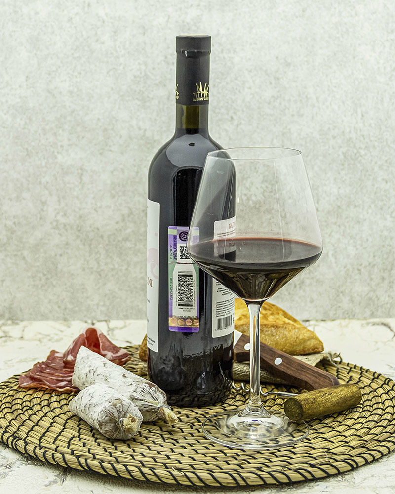 Вино Maran Winery Багратуни Красное Сухое Выдержанное 2012 г.у. 15,0% 0,75 л, Армения