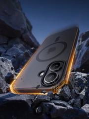 Чехол защитный с поддержкой MagSafe UGREEN CA246 (95693) Magnetic Protective Case for iPhone 17 6,3'', прозрачный