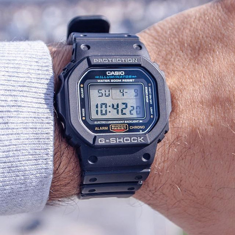 Часы Casio DW-5600E-1V