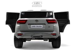 Toyota LAND CRUISER 300 4WD L999LL  (лицензионная модель)
