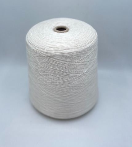 Folco (пр.Италия). 2/28 1400м/100гр, 50% меринос, 50% акрил, цвет-Молочный (668/91), арт.34159
