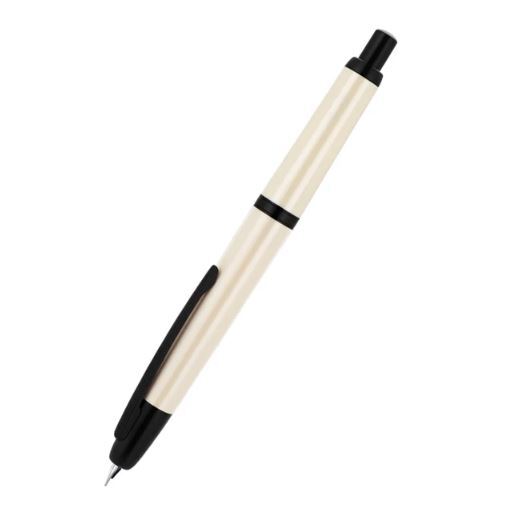Перьевая ручка Jinhao 20 capless, Китай. Перо EF (0.4 мм) выдвигается нажатием на кнопку. Корпус акрил. Цвет слоновая кость c черным