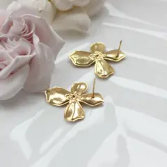 Серьги пусеты Цветы с эмалью, розовый, 30*27 мм, сталь, позолота, СГ027