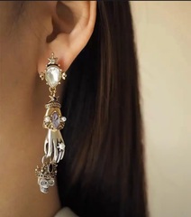 73024 - Серьги с подвесками РУКИ с ЧЕРЕПАМИ в стиле Alexander McQueen