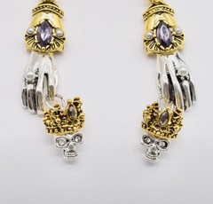 73024 - Серьги с подвесками РУКИ с ЧЕРЕПАМИ в стиле Alexander McQueen