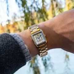 Часы женские Jacques Du Manoir JWL05504