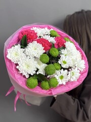 Авторский букет в яркой гамме