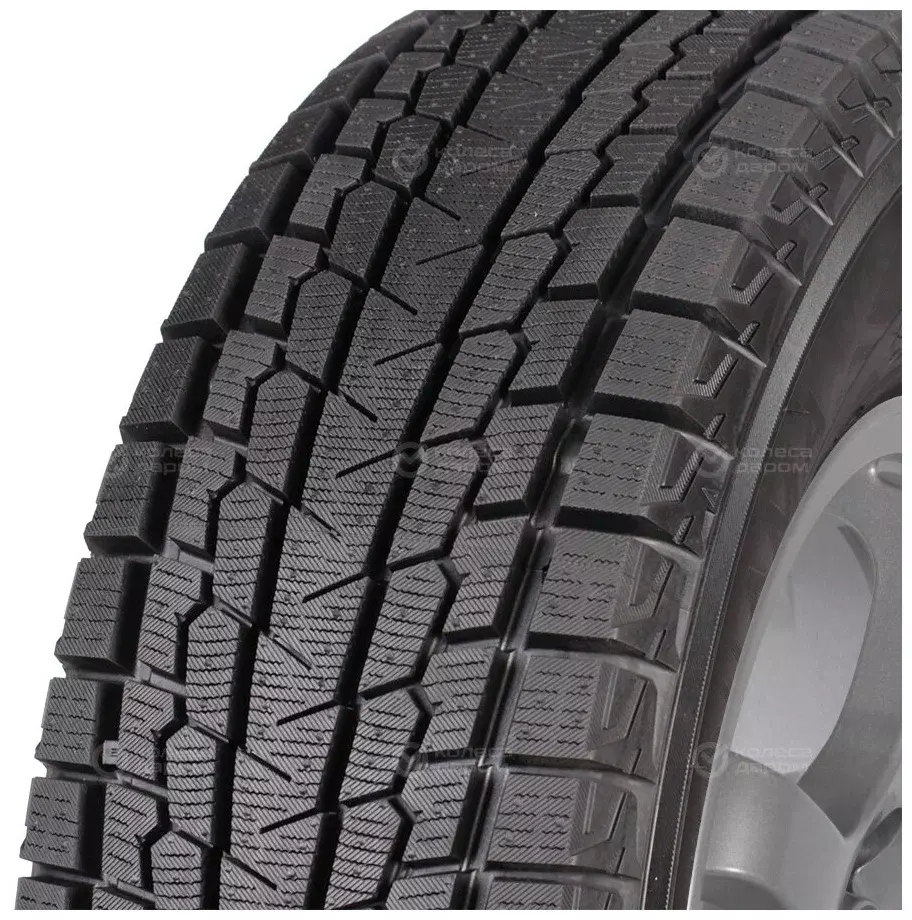 Шина Yokohama Ice Guard SUV G075 102Q R20 235/55 зимняя