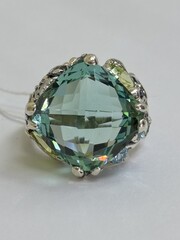 Треви (кольцо из серебра)