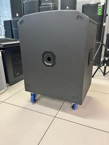 Electro-Voice ETX-15SP активный сабвуфер, 15'', макс. SPL 134 дБ (пик), 1800W, c DSP, 32Гц-180Гц, цвет черный