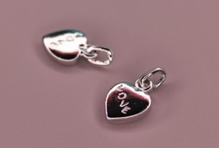Подвеска сердце love 11 мм