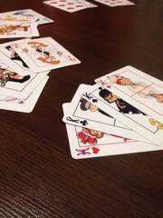 Игральные карты с персонажами 
