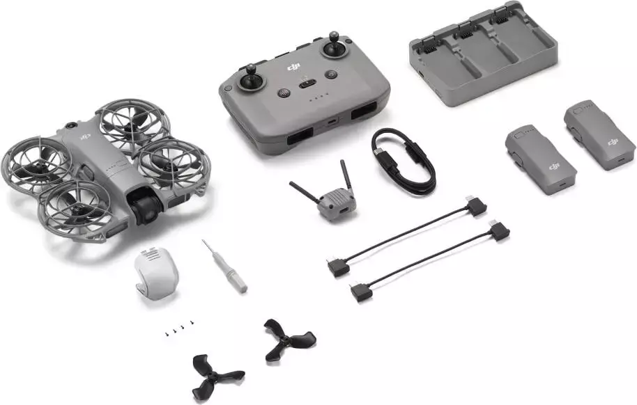 Квадрокоптер DJI Neo 2 Fly More Combo без очков