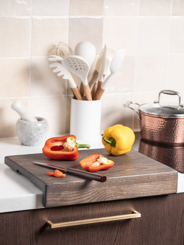 Half-Moon Cutting Board Half-Moon Cutting Board