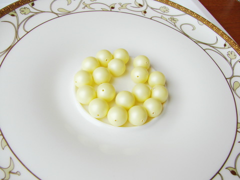Жемчуг 8 мм Сваровски Pastel Yellow