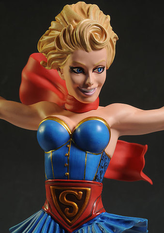 DC Comics Bombshells - Supergirl Statue