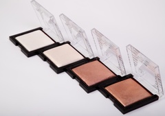 OG-KY5303Y Пудра-хайлайтер 01 flesh, NUDE FINISH ILLUMINATE POWDER