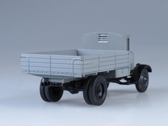 YaG-3 gray 1:43 Nash Avtoprom