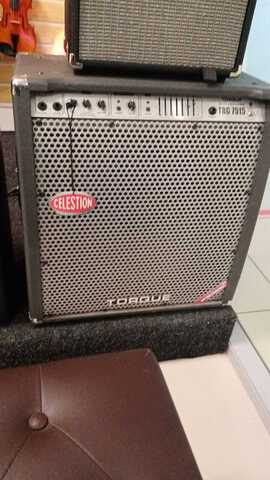 Torque TBG7515 бас-гитарный комбоусилитель