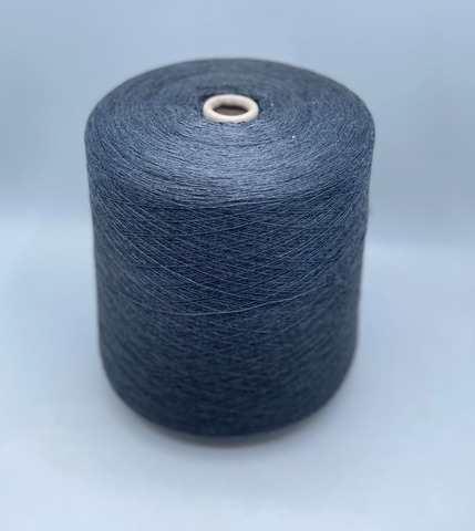 Folco (пр.Италия). 2/28 1400м/100гр, 50% меринос, 50% акрил, цвет-Графит,меланж с голубым подтоном (516/763), арт.34162
