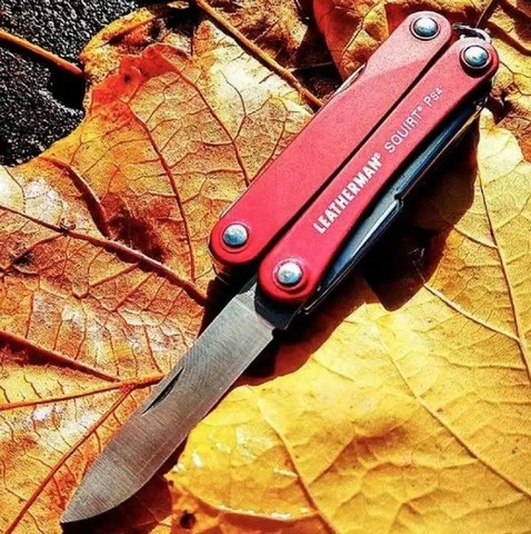 Мультитул-брелок Leatherman Squirt PS4 Red, 9 функций (831227) цвет красный | Multitool-Leatherman.Ru