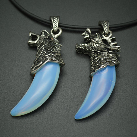 Stone Wolf Teeth Pendant Mixed Color