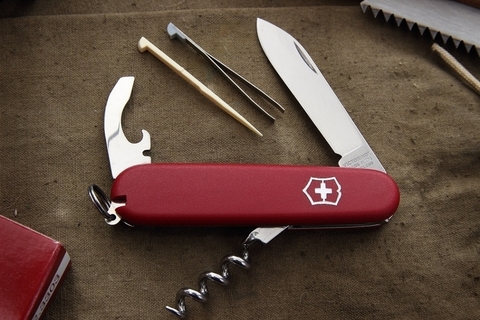 Нож складной Waiter EcoLine Victorinox (2.3303)