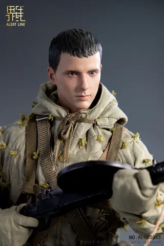 Фигурка Советский десантник ВОВ 1/6
