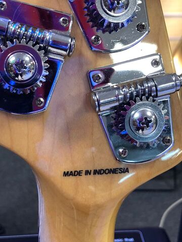 Sterling by MusicMan RAY34cafl/VC