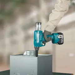 Пистолет для установки заклепок Makita DRV250Z