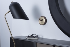 Настенные часы Nomon Atomo Pared Gold (корпус - орех/основание - латунь/стрелки - орех). D=10см, H=10,5см
