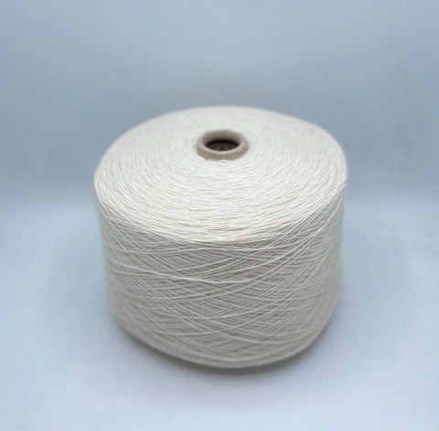 FILCOM (пр.Италия), art.Alaska, 2/14 700м/100 гр. 60% Кашемир 40%Альпака , цвет- Молочный арт-31296