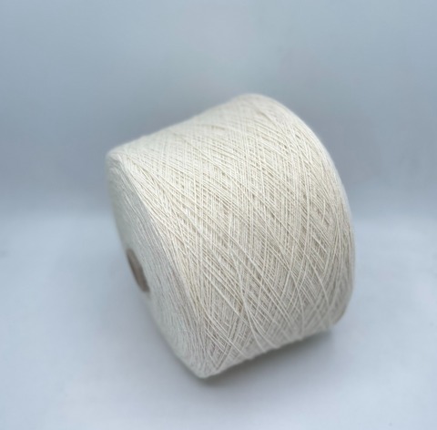FILCOM (пр.Италия), art.Alaska, 2/14 700м/100 гр. 60% Кашемир 40%Альпака , цвет- Молочный арт-31296