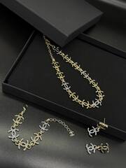 Колье-чокер CHANEL из логотипов коллекция spring summer 26/27