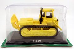 Tractor T-330 heavy industrial ChZPT 1975 1:43 Hachette #38