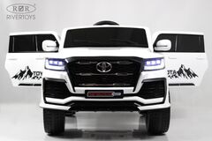 Toyota Land Cruiser  G555GG 4WD (лицензионная модель)