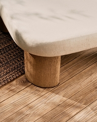 Журнальный столик Labra из цемента и акации 80 x 80 см
