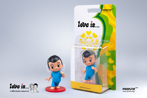 Love is ... фигурка
