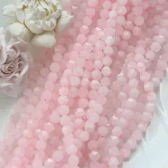 Розовый кварц, граненые бусины, 8 мм, нить, К003