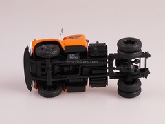 ZIL-130V1 Tractor unit orange 1:43 AutoHistory