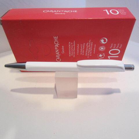 Ручка шариковая Caran d'Ache 888 Office Infinite, Purple (888.090)