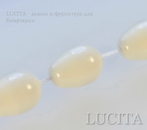 5821 Хрустальный жемчуг Сваровски Crystal Ivory грушевидный 11х8 мм ()