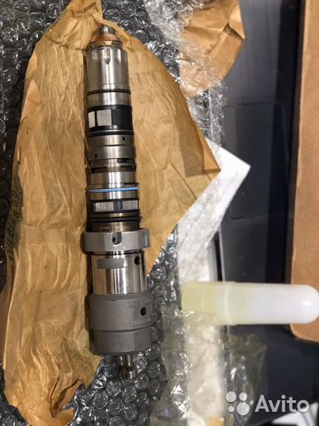 Форсунка топливная Cummins QSK60 4326780, 4088427