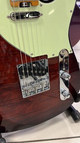 EART NK-C1 Trans Brown электрогитара, цвет санберст