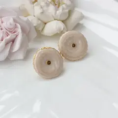 Серьги пусеты с эмалью круглые, кремовый, 25 мм, сталь, позолота, СГ050