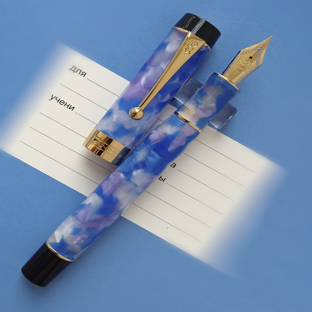 Перьевая ручка Jinhao 100, Китай. Колпачок закручивается. Перо F (0,6 мм). Распродажа 2500 руб.