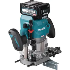 Аккумуляторный погружной фрезер Makita RP001GZ