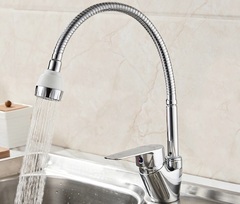 Cмеситель для кухни с гибким изливом и с лейкой цвет хром Accoona A4865