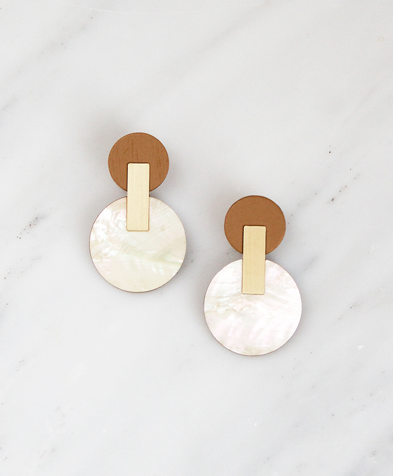 Серьги Celeste Earrings Mother of Pearl